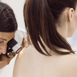 <p style="text-align: center; font-size: 18px;">DERMATOLOGÍA</p> dermatologia barcelona